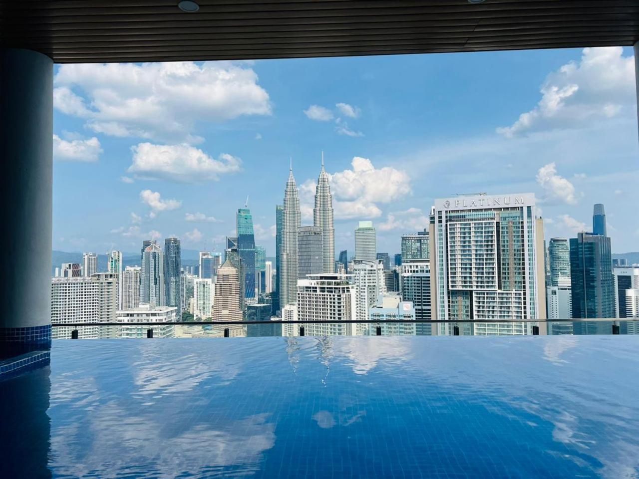 The Luxe Suites Klcc By Cozy Stay Kuala Lumpur Exterior foto